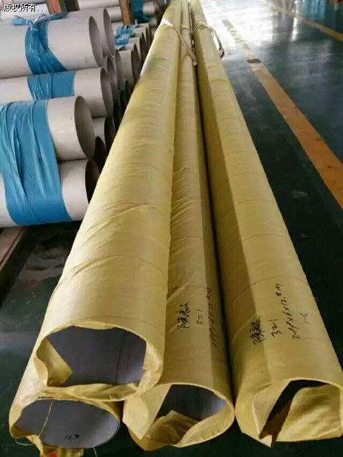 ���P���U